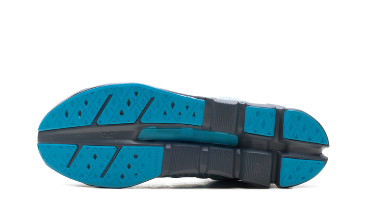 ON RUNNING CLOUDFLOW 5 ARCTIC STONE