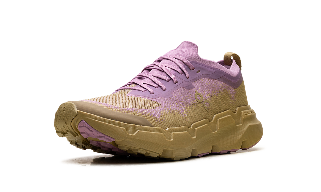 ON RUNNING CLOUDSOMA SAKURA SAFARI WOMENS
