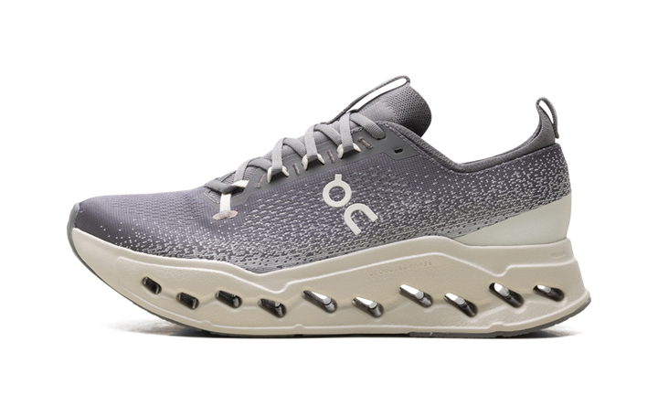 ON RUNNING CLOUDSURFER MAX ASPHALT ICE