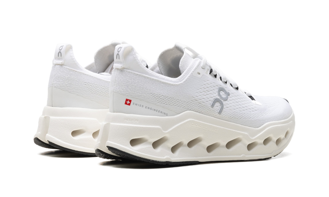 ON RUNNING CLOUDSURFER MAX WHITE WOMENS