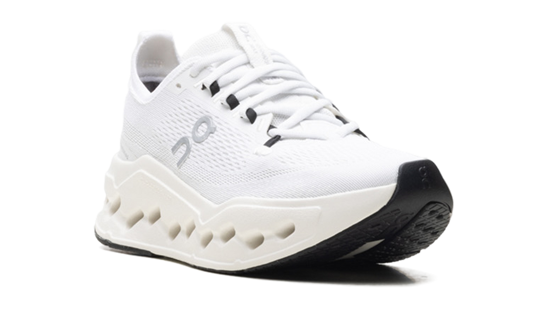 ON RUNNING CLOUDSURFER MAX WHITE WOMENS