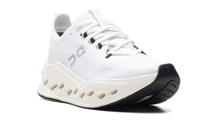 ON RUNNING CLOUDSURFER MAX WHITE WOMENS