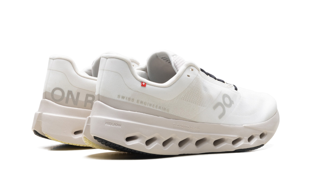 ON RUNNING CLOUDSURFER NEXT IVORY SILVER