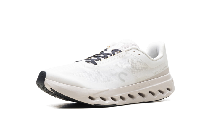 ON RUNNING CLOUDSURFER NEXT IVORY SILVER