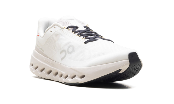 ON RUNNING CLOUDSURFER NEXT IVORY SILVER