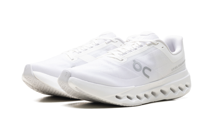 ON RUNNING CLOUDSURFER NEXT WHITE