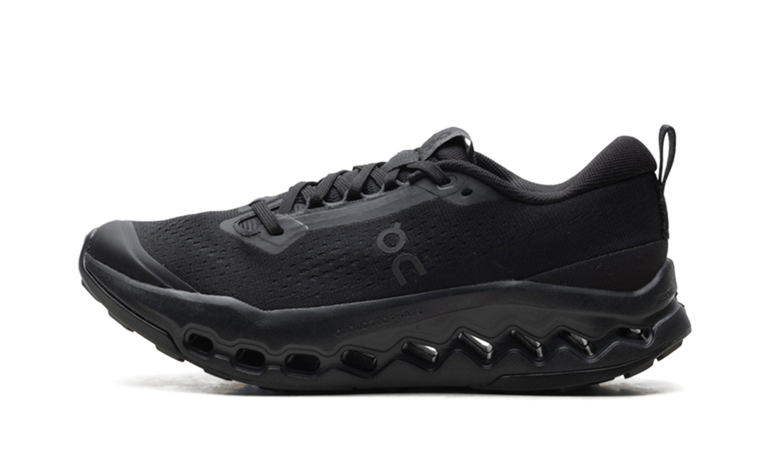 ON RUNNING CLOUDSURFER TRAIL 2 BLACK WOMENS