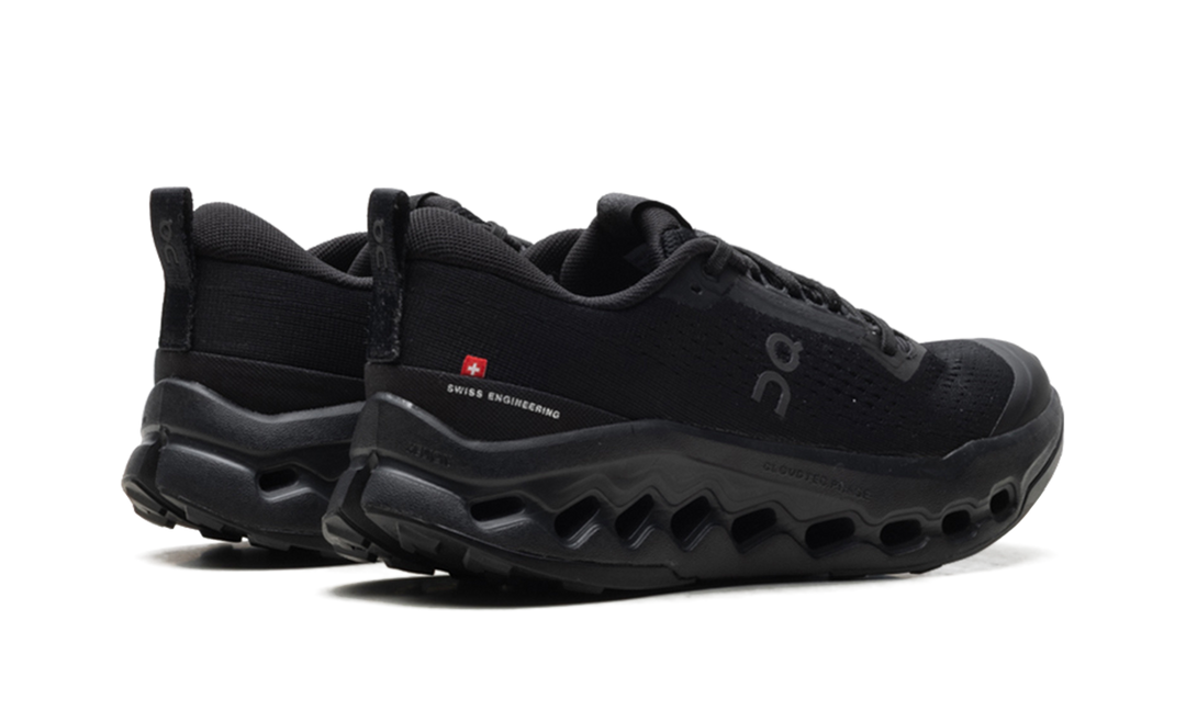 ON RUNNING CLOUDSURFER TRAIL 2 BLACK WOMENS