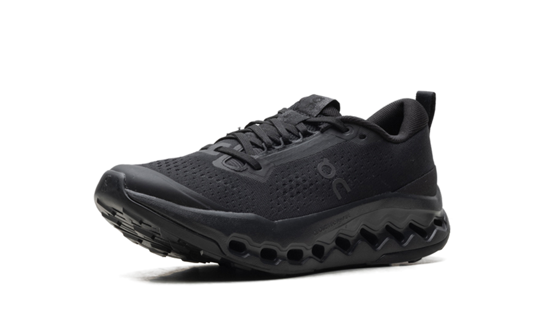 ON RUNNING CLOUDSURFER TRAIL 2 BLACK WOMENS