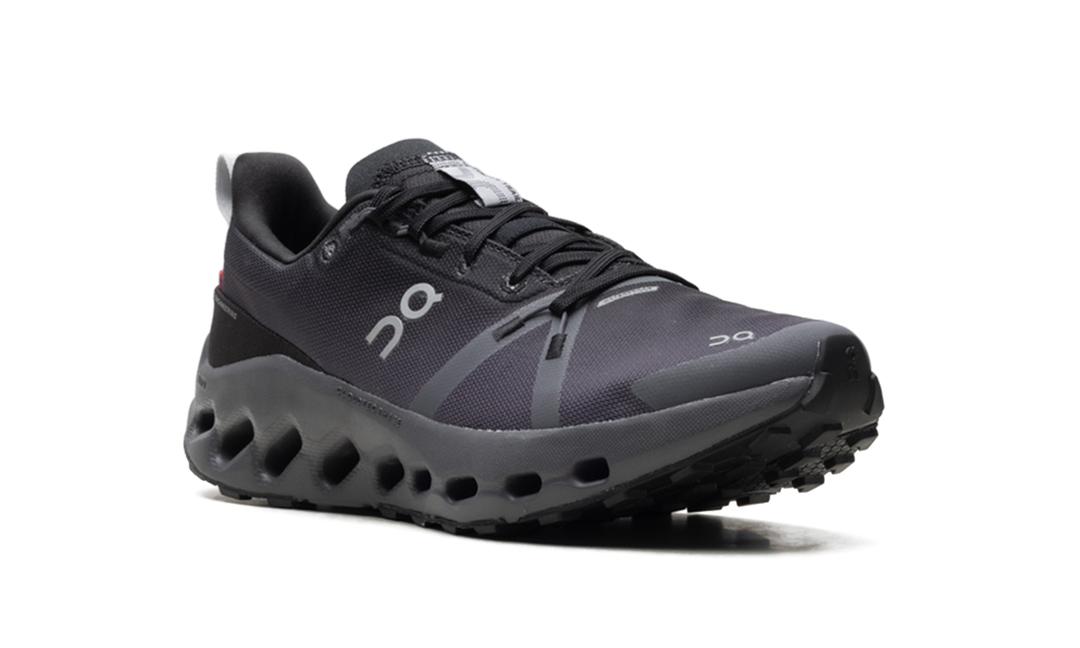 ON RUNNING CLOUDSURFER TRAIL WATERPROOF BLACK ECLIPSE WOMENS
