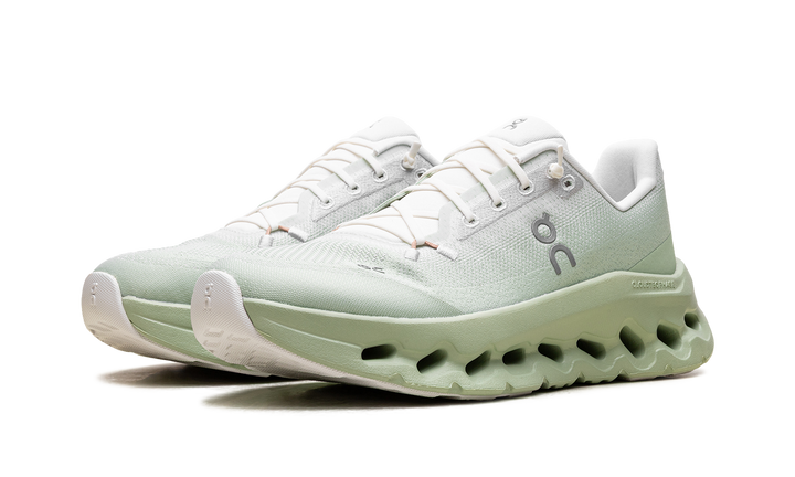 ON RUNNING CLOUDTILT IVORY SAGE WOMENS