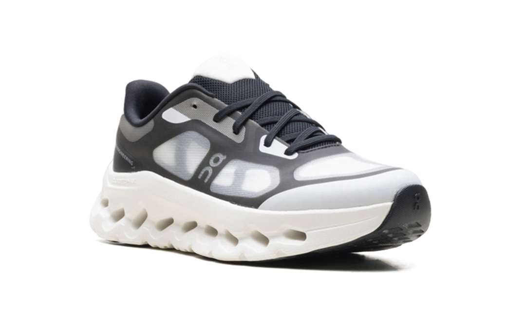 ON RUNNING CLOUDTILT REMIX BLACK IVORY WOMENS