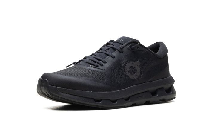ON RUNNING CLOUDZONE KITH BLACK WOMENS