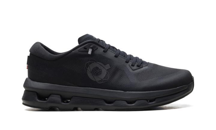 ON RUNNING CLOUDZONE KITH BLACK WOMENS