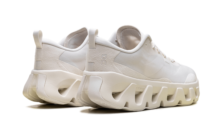ON RUNNING K-TECH 1 KITH TOFU