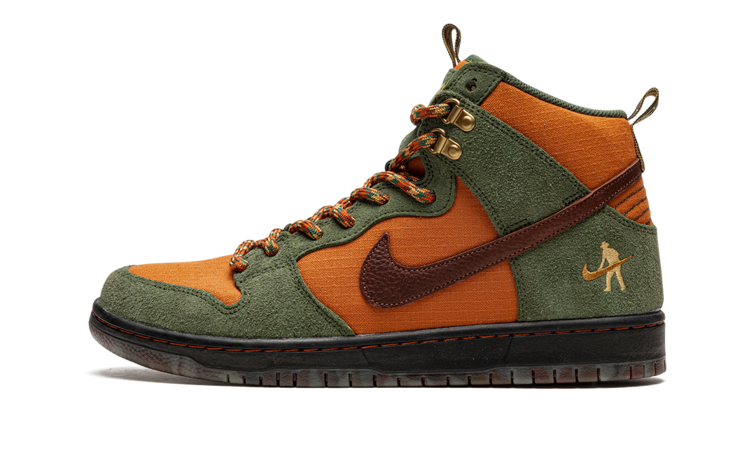 PASS-PORT X NIKE SB DUNK HIGH WORKBOOT