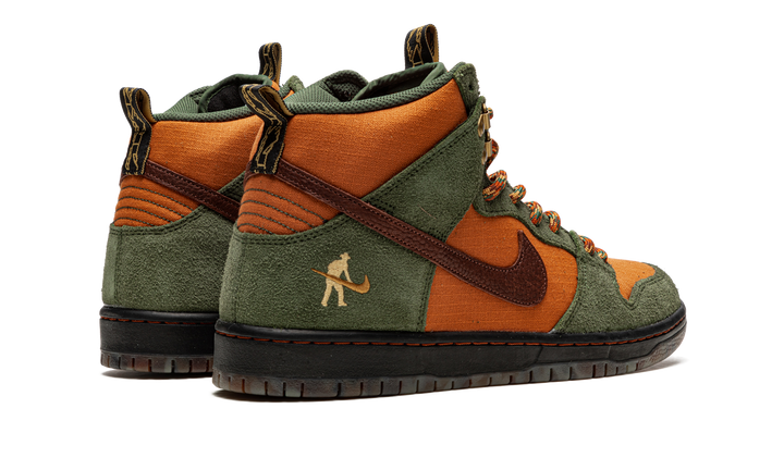 PASS-PORT X NIKE SB DUNK HIGH WORKBOOT