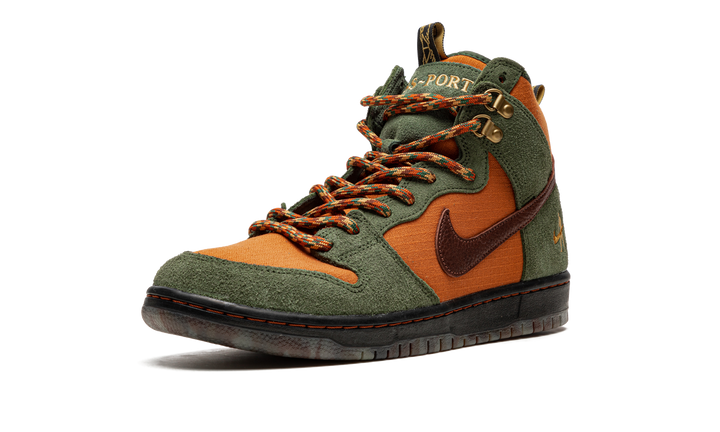 PASS-PORT X NIKE SB DUNK HIGH WORKBOOT