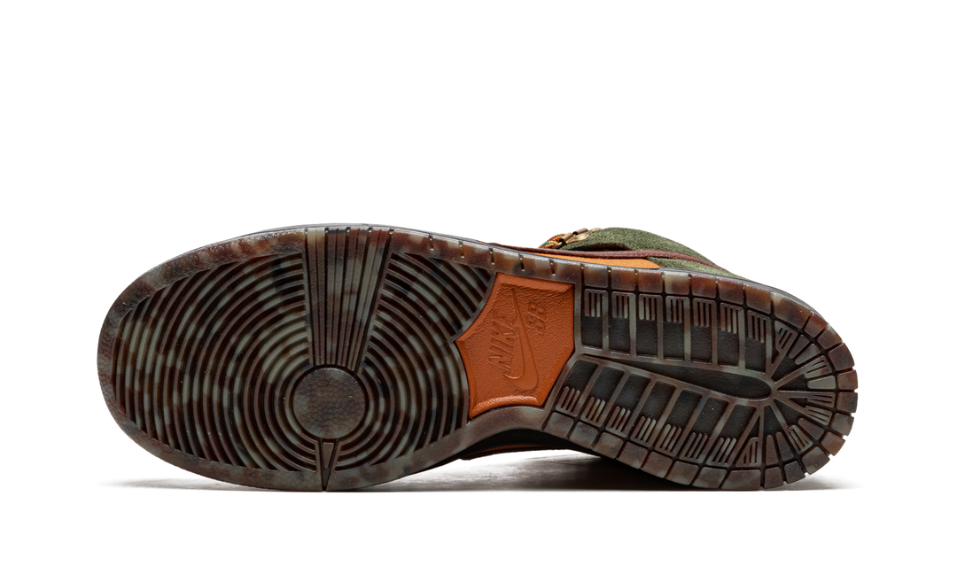 PASS-PORT X NIKE SB DUNK HIGH WORKBOOT