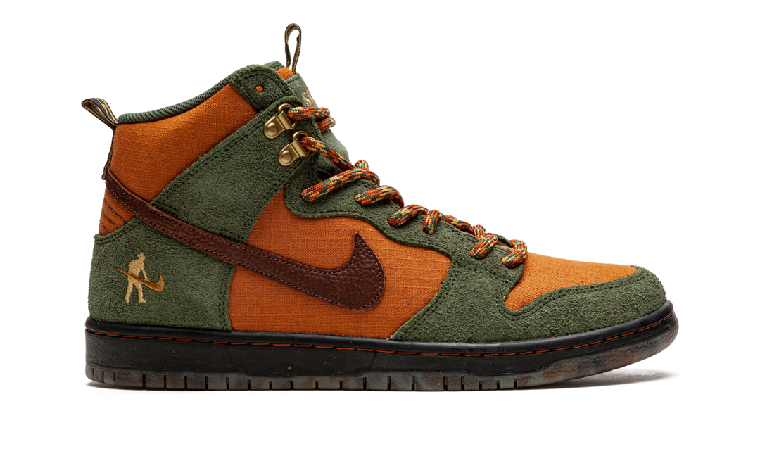 PASS-PORT X NIKE SB DUNK HIGH WORKBOOT