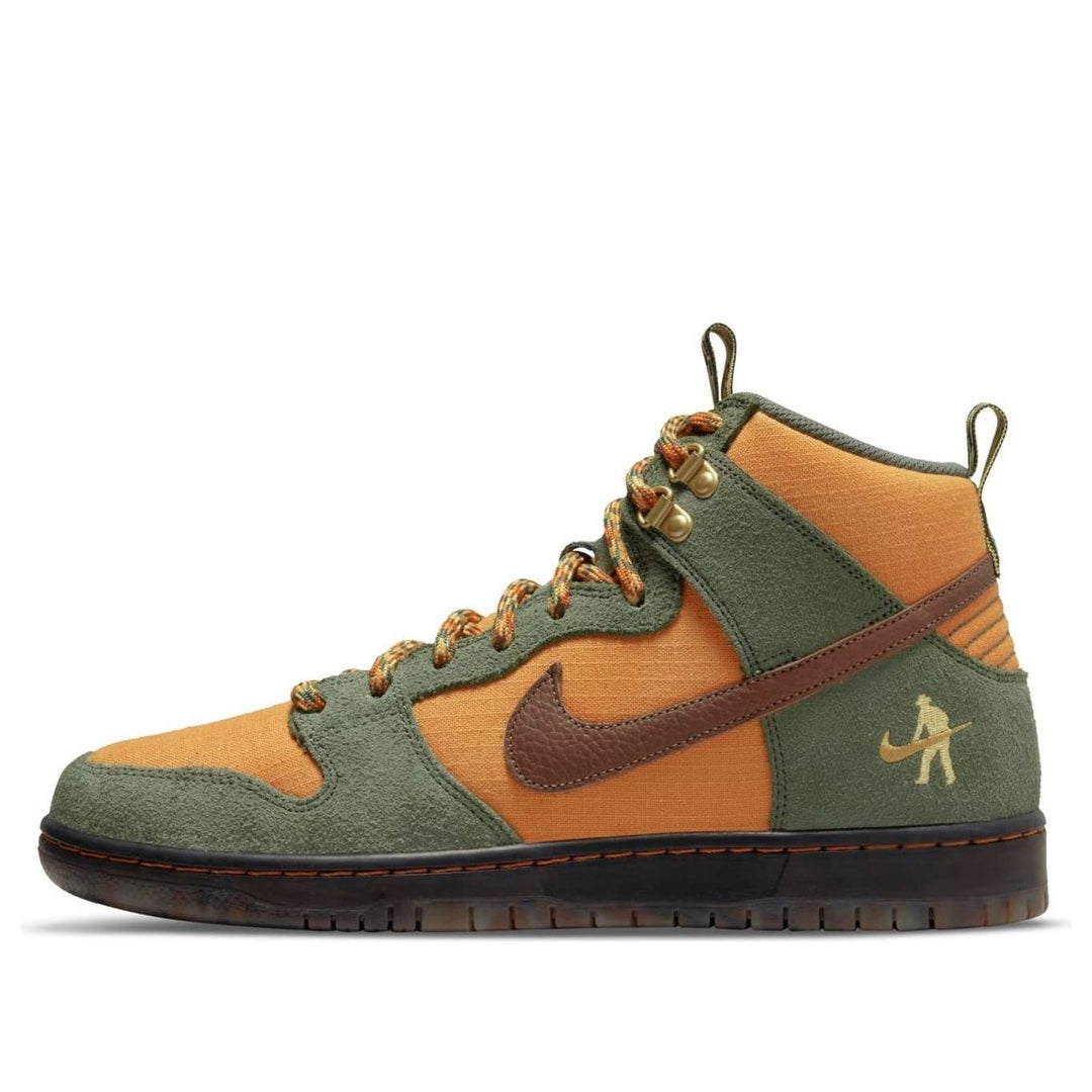 PASS-PORT X NIKE SB DUNK HIGH WORKBOOT