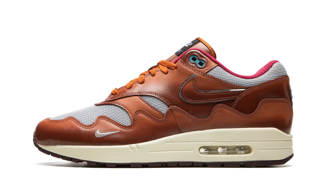 PATTA X NIKE AIR MAX 1 &