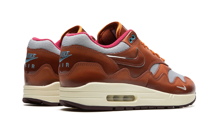 PATTA X NIKE AIR MAX 1 &