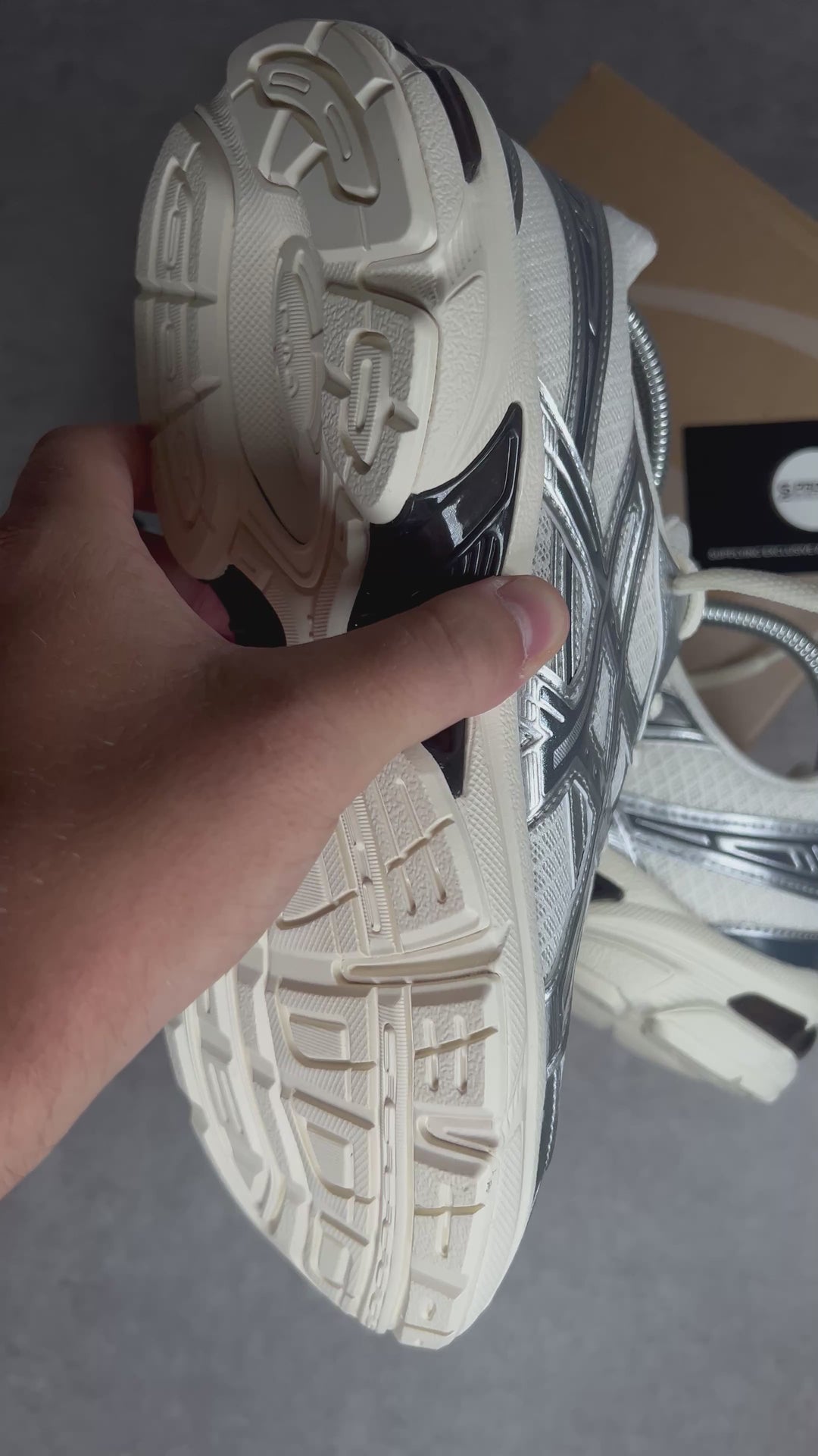 ASICS GEL-1130 CREAM CARRIER GREY