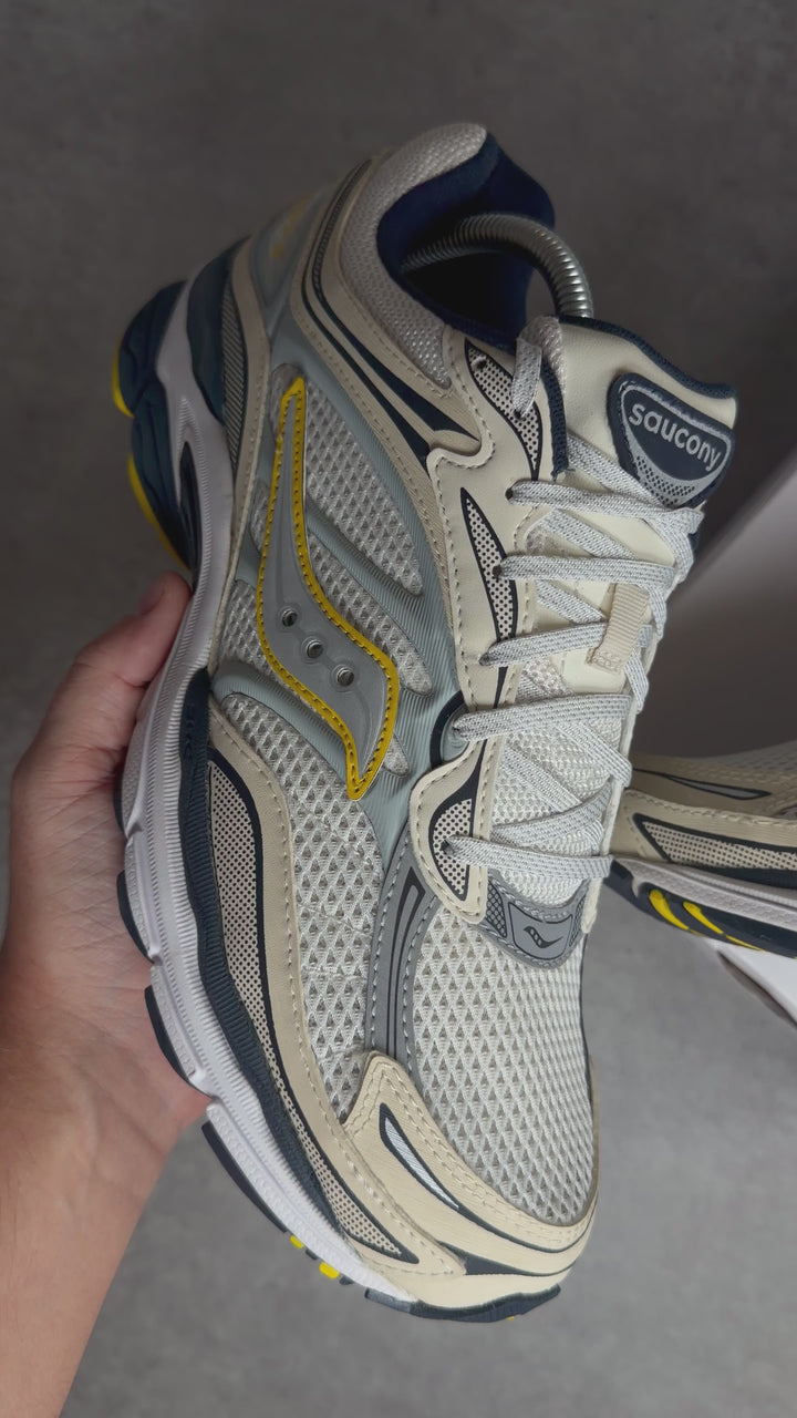 SAUCONY PRO GRID OMNI 9 FABRICATED YELLOW