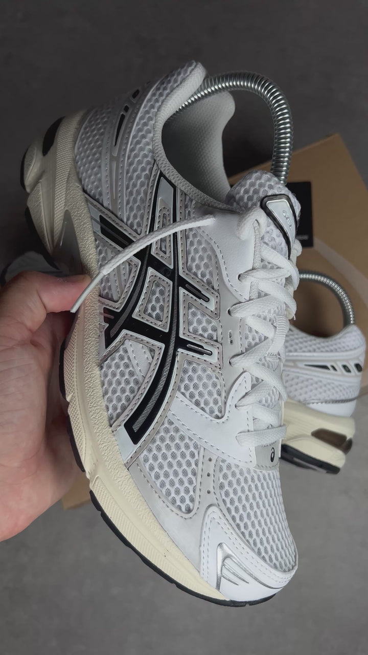 ASICS GEL 1130 &