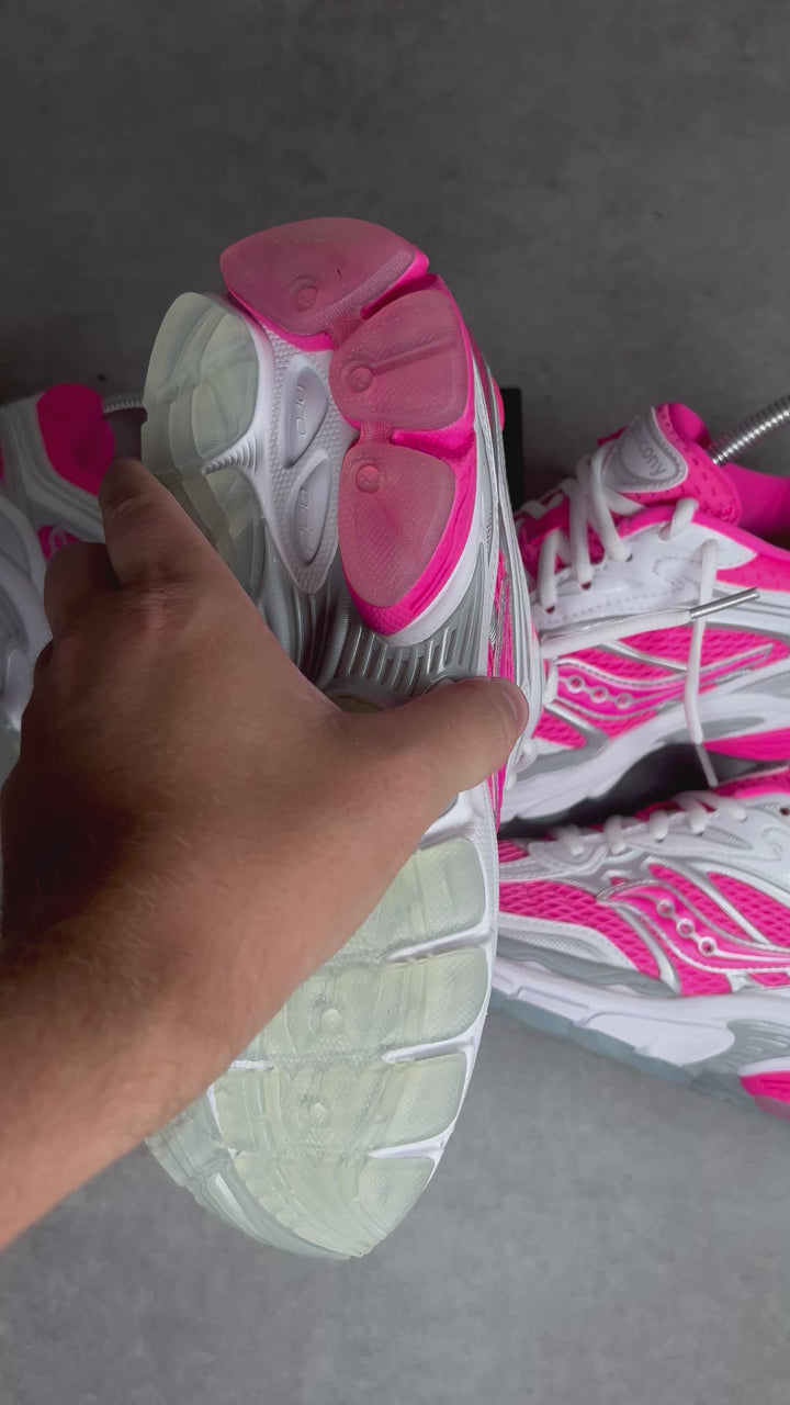 SAUCONY PROGRID OMNI 9 SAUCTOP PINK - USA EXCLUSIVE