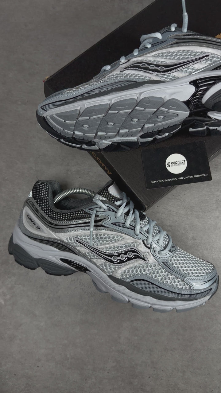 SAUCONY PROGRID OMNI 9 OG &