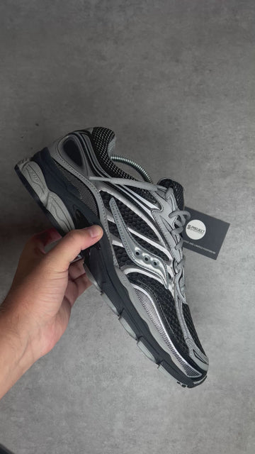 SAUCONY PROGRID OMNI 9 'BLACK SILVER'