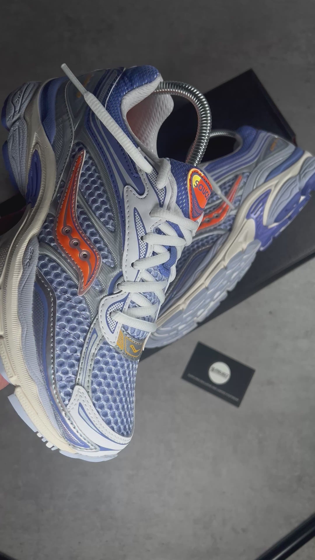 SAUCONY OMNI 9 SPEED SHADES ORANGE BLUE