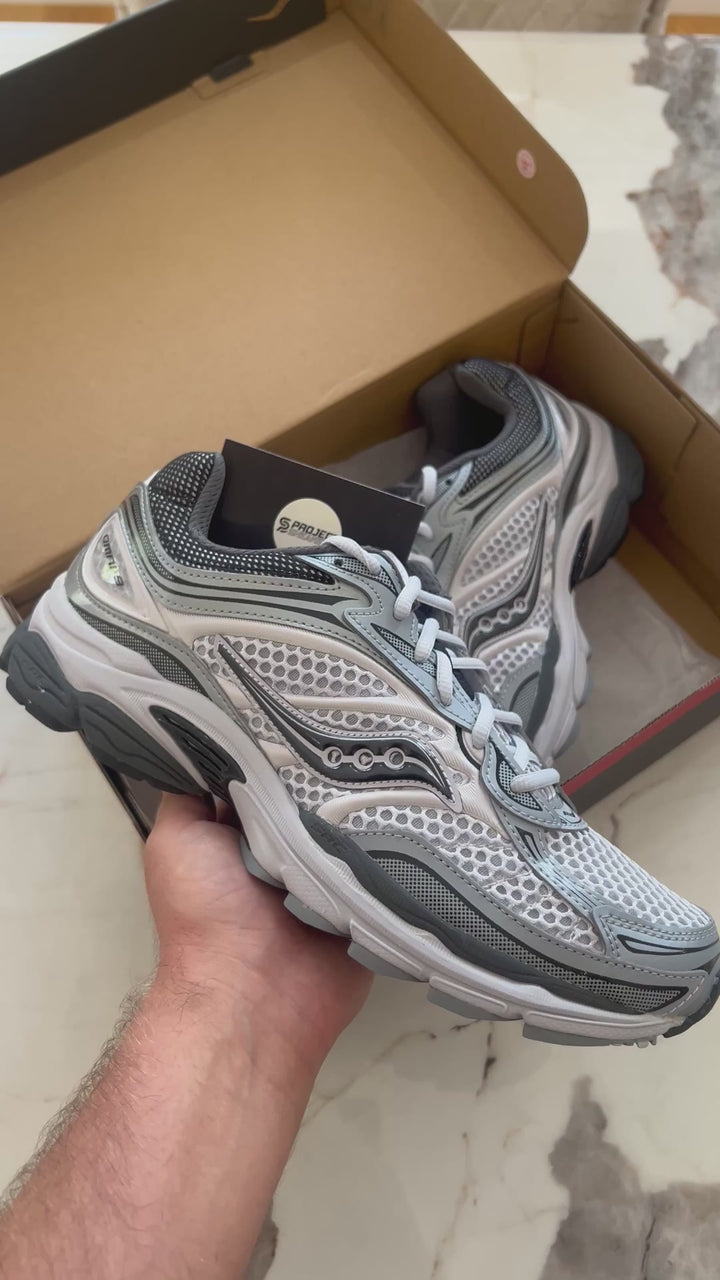 SAUCONY PROGRID OMNI 9 OG Microchip
