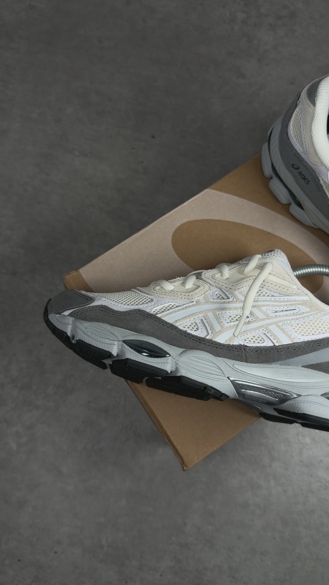 ASICS GEL-NYC CREAM WHITE