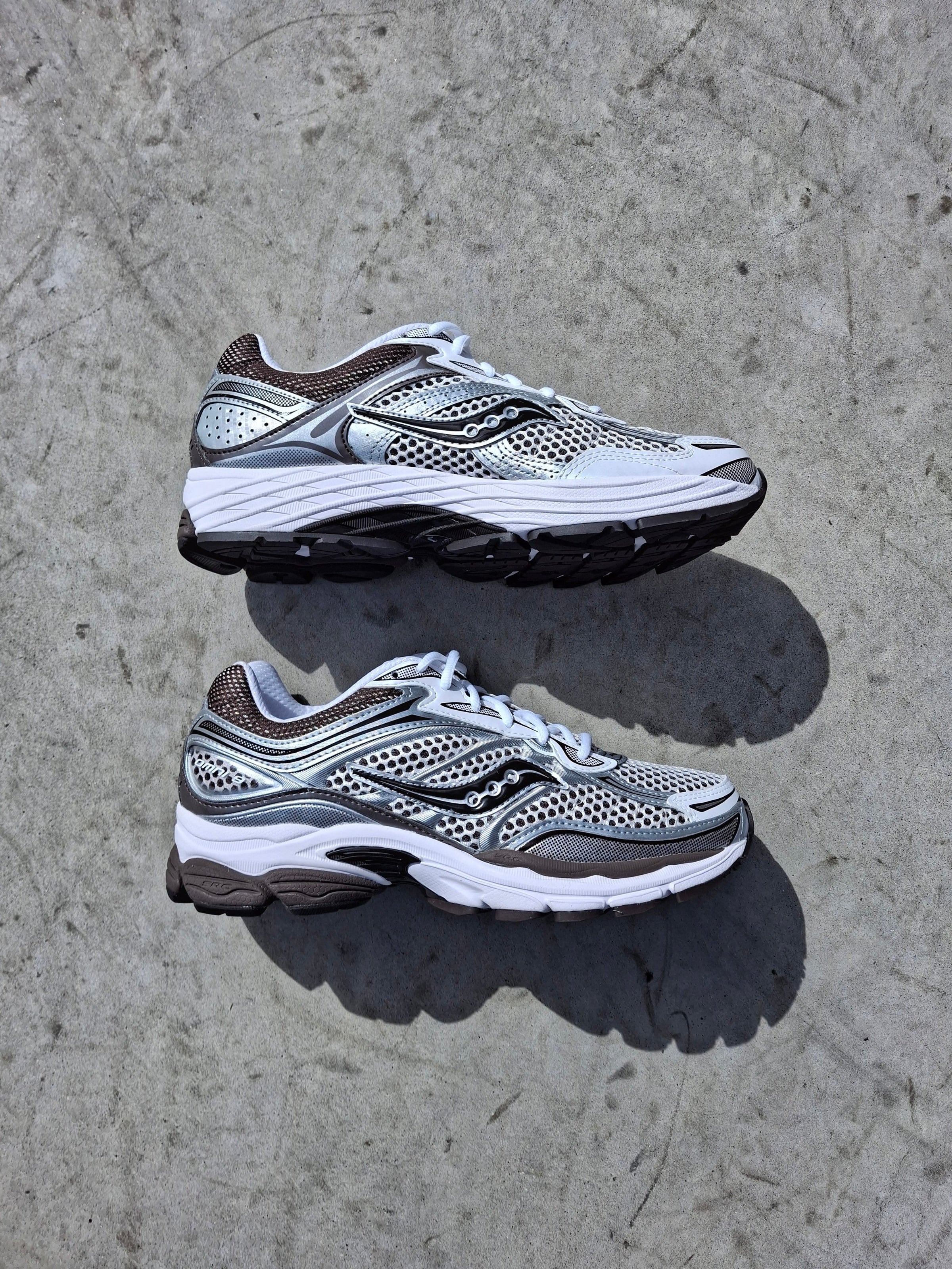saucony hero