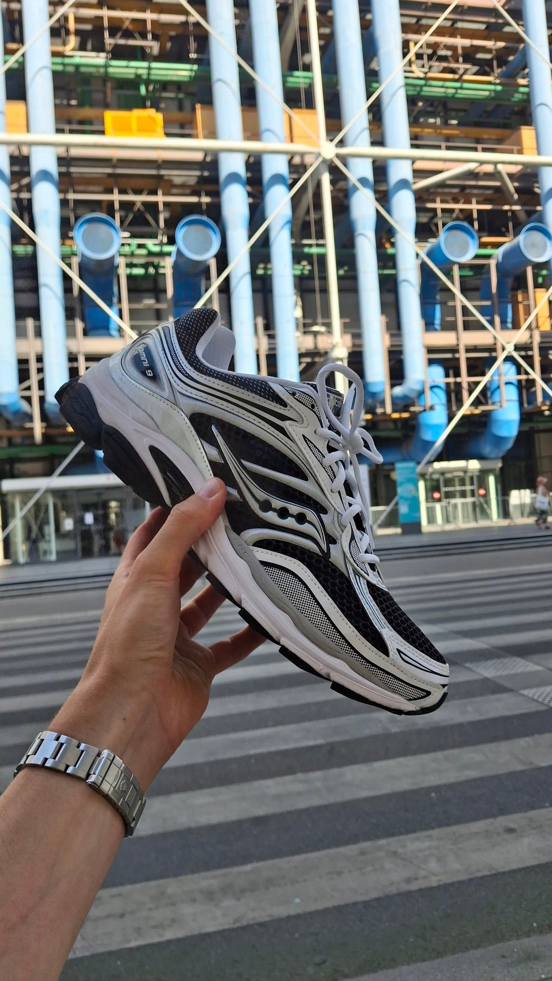 SAUCONY PROGRID OMNI 9 OG &
