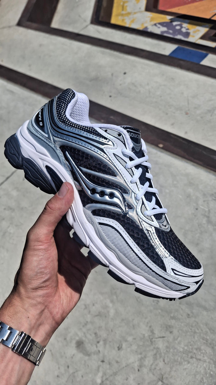 SAUCONY PROGRID OMNI 9 OG &