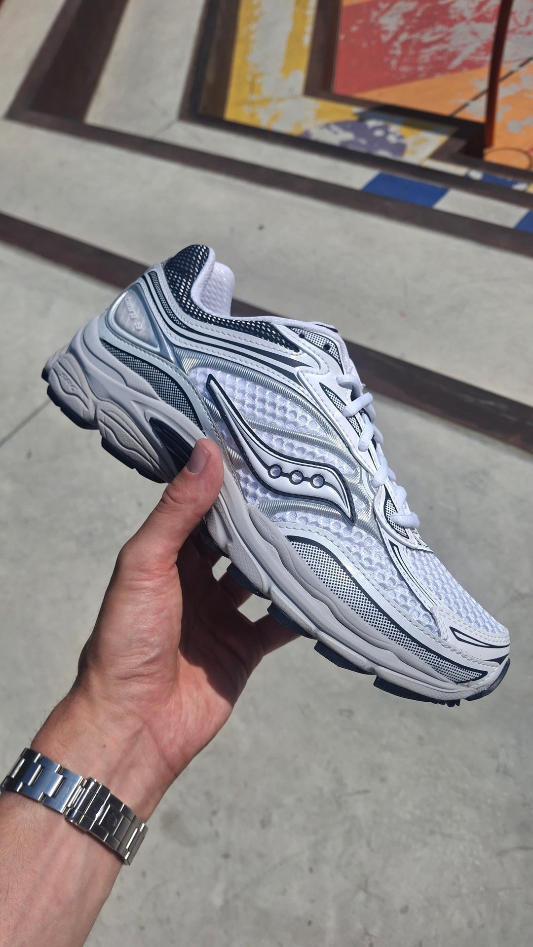SAUCONY PROGRID OMNI 9 OG &