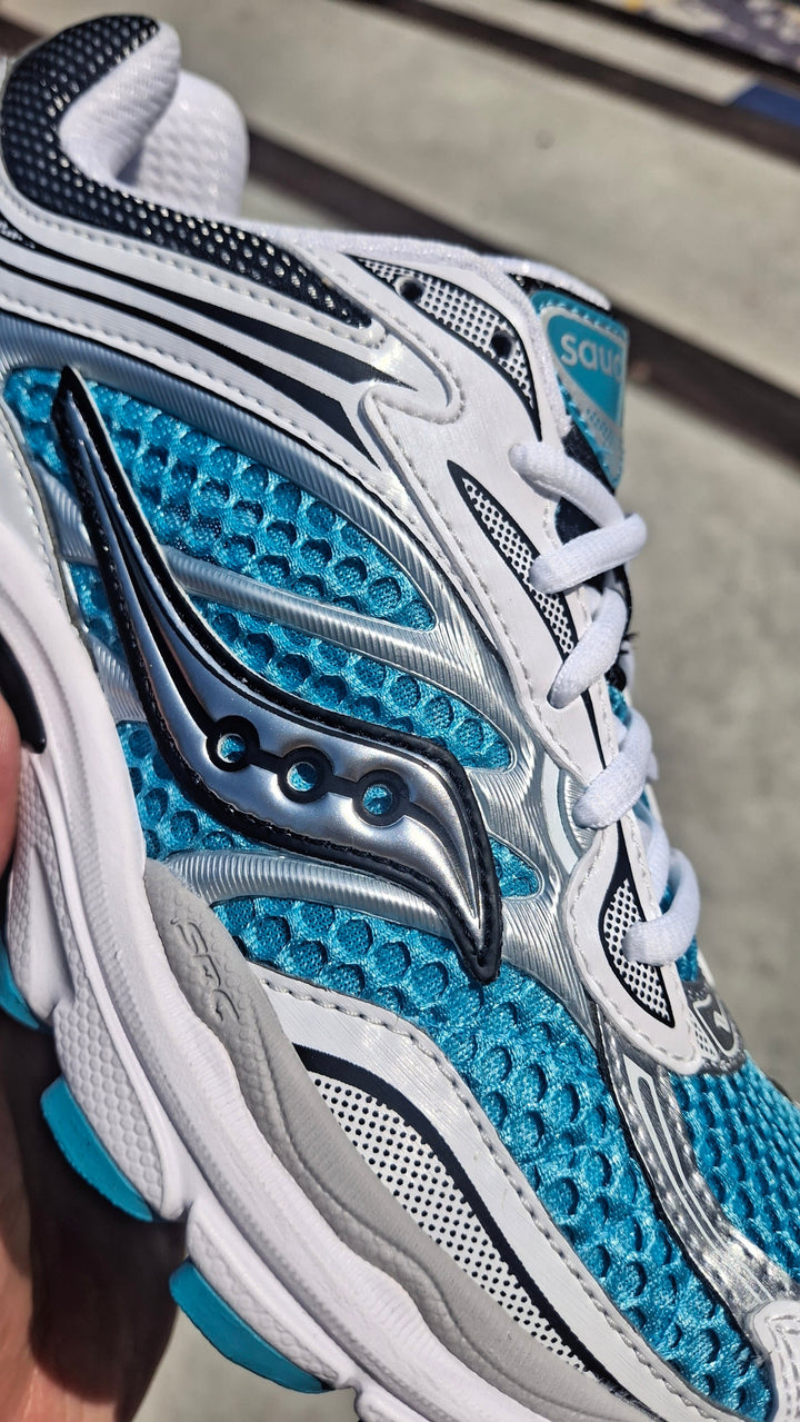 SAUCONY PROGRID OMNI 9 OG &