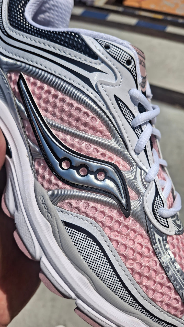 SAUCONY PROGRID OMNI 9 OG &