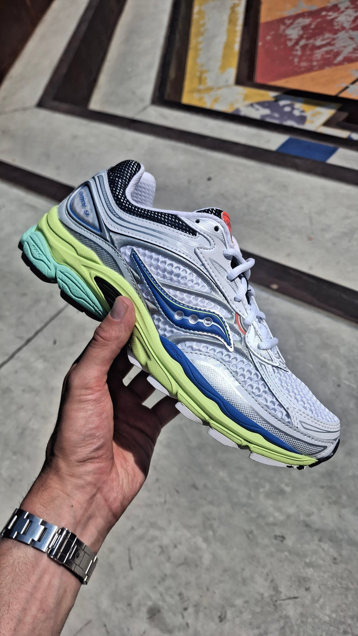 SAUCONY PROGRID OMNI 9 OG &