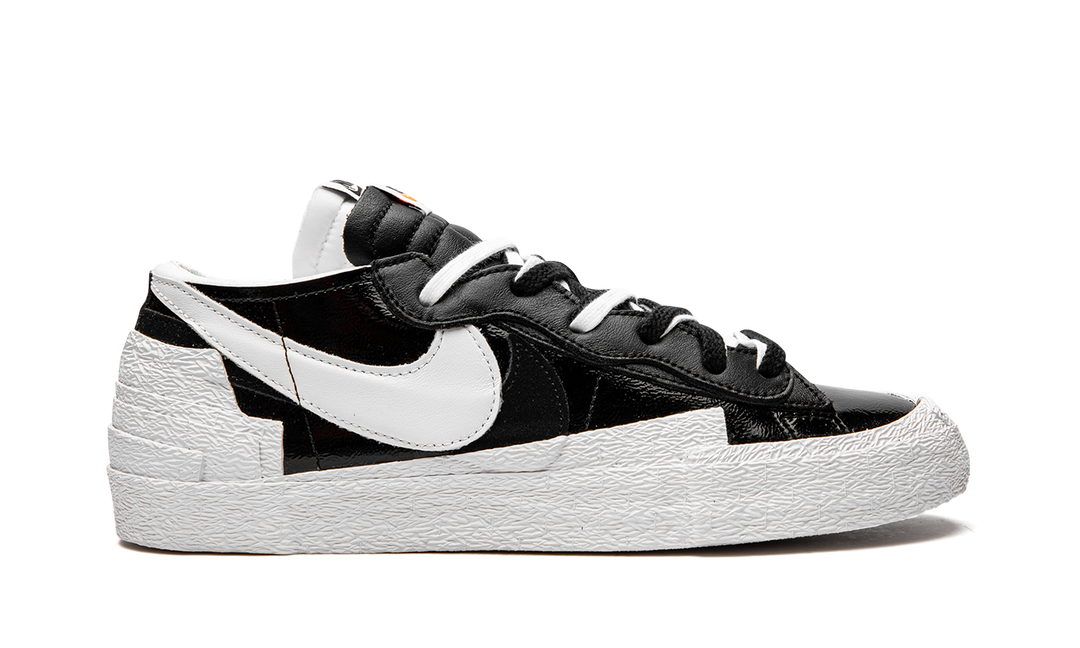 SACAI X NIKE BLAZER LOW BLACK WHITE PATENT