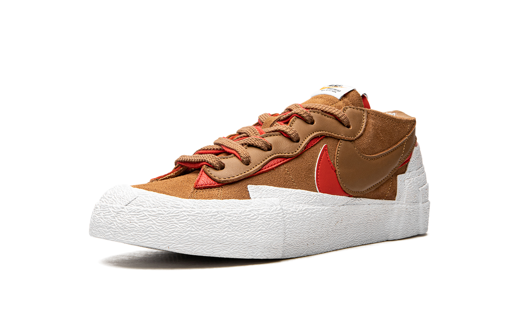 SACAI X NIKE BLAZER LOW BRITISH TAN