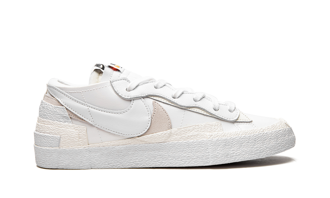 SACAI X NIKE BLAZER LOW WHITE