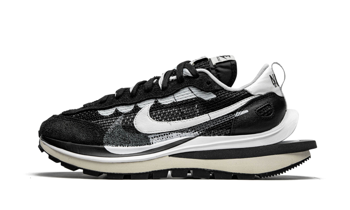 SACAI X NIKE VAPORWAFFLE BLACK WHITE
