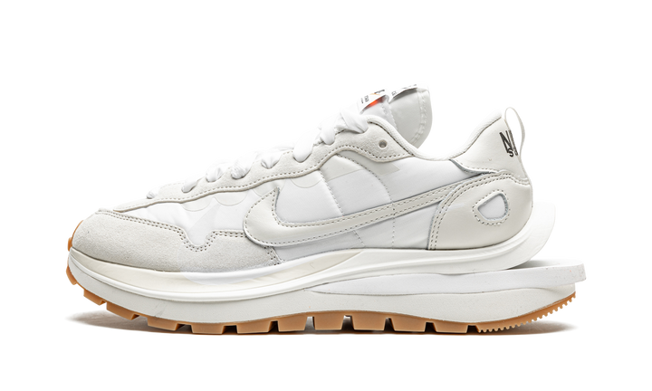 SACAI X NIKE VAPORWAFFLE WHITE SAIL