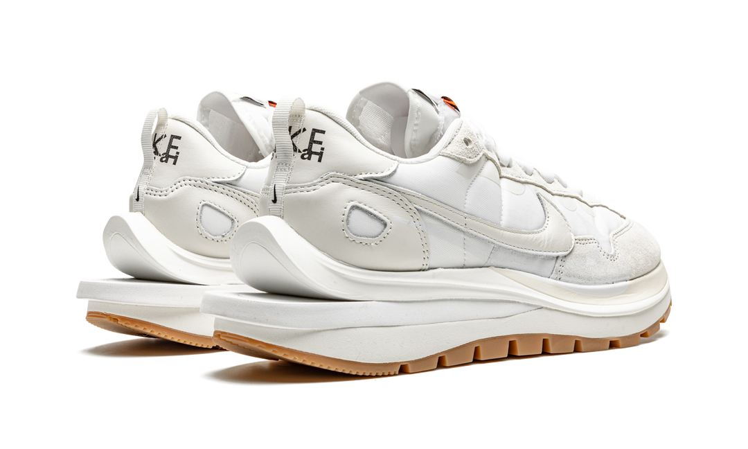SACAI X NIKE VAPORWAFFLE WHITE SAIL