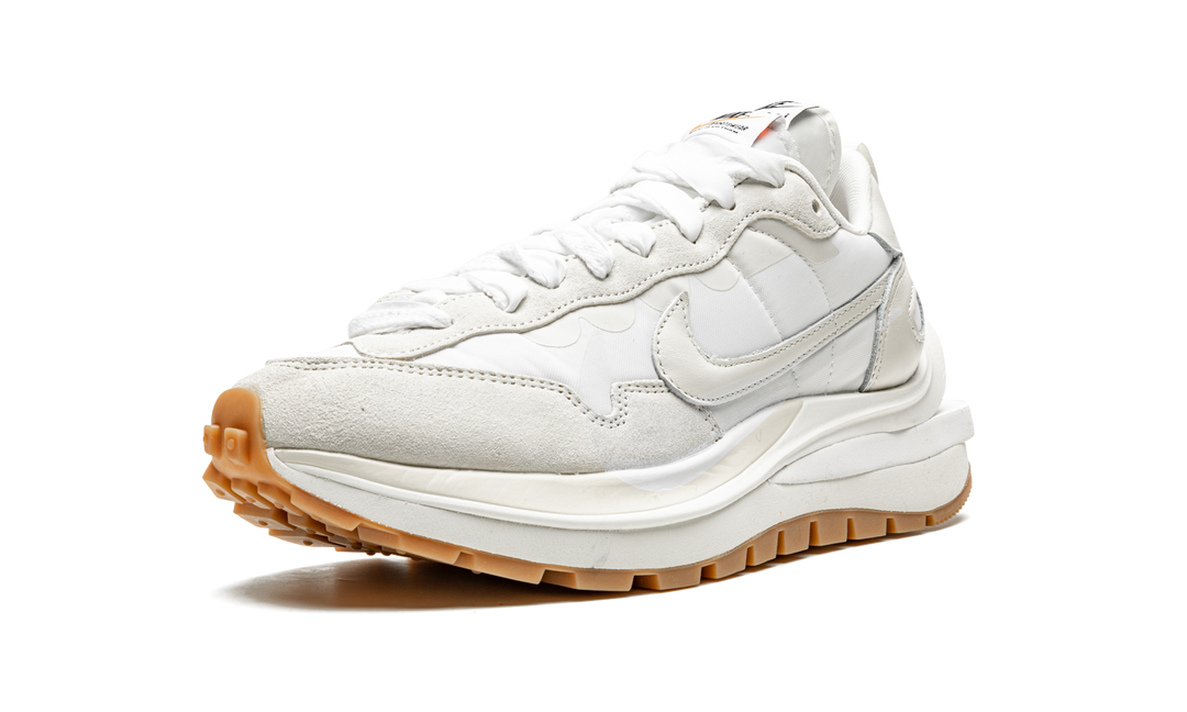 SACAI X NIKE VAPORWAFFLE WHITE SAIL